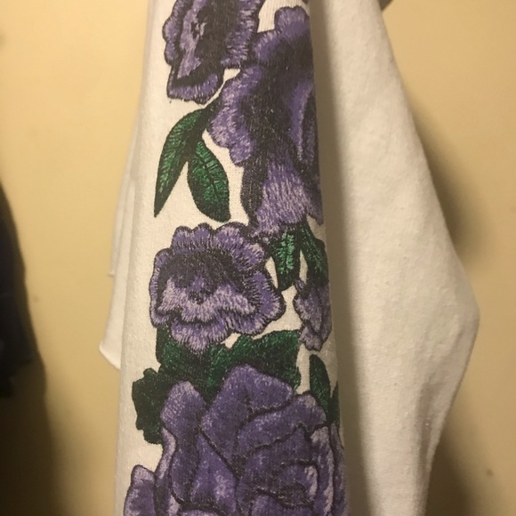 White cropped sweater - Picture 2 of 3